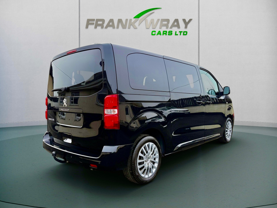 2019 Peugeot Traveller ACTIVE BLUE 1.5 HDI S/S**8 SEATER**NO VAT**ONE UK OWNER**FSH**MINT** €29,450