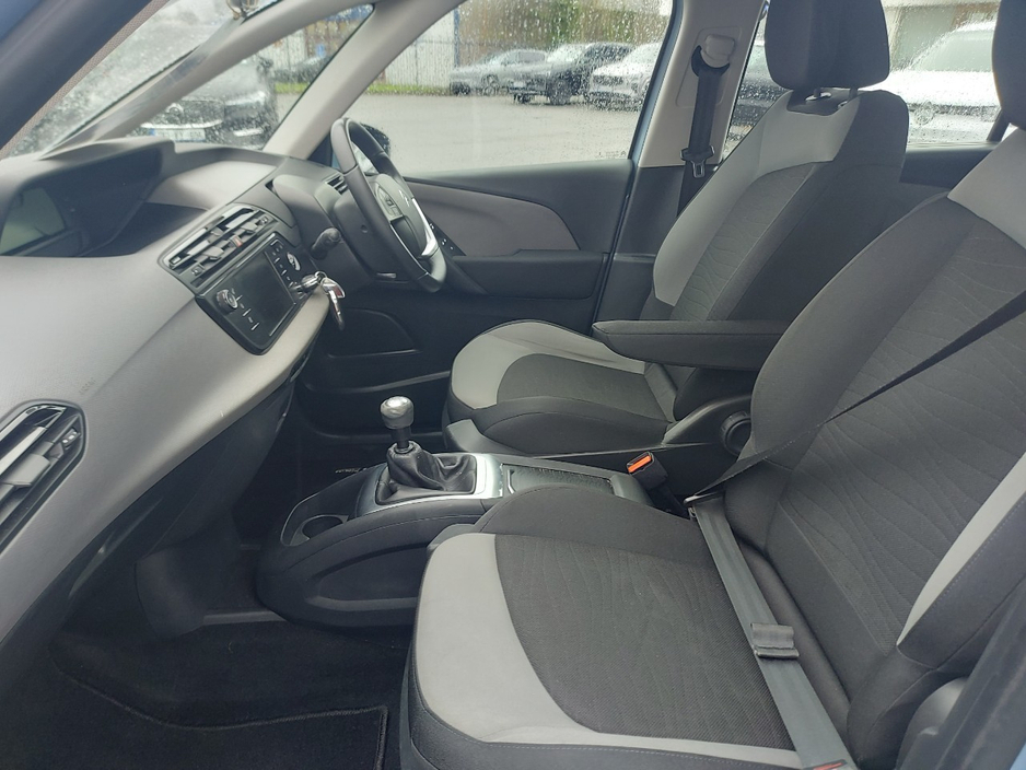 2014 Citroen C4 Picasso - image 15