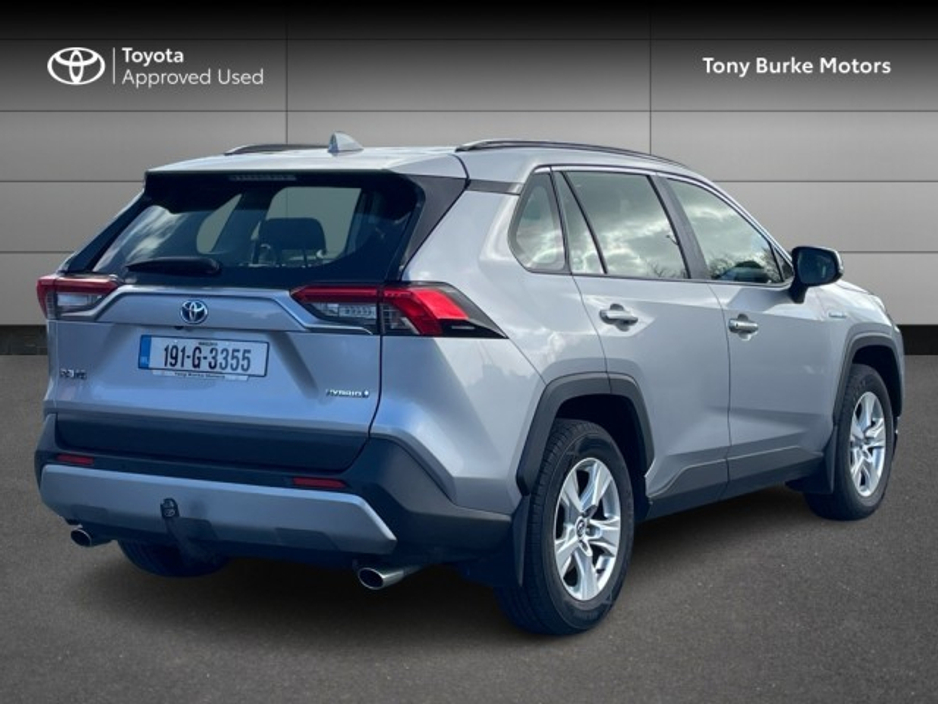 2019 Toyota Rav4 - image 2