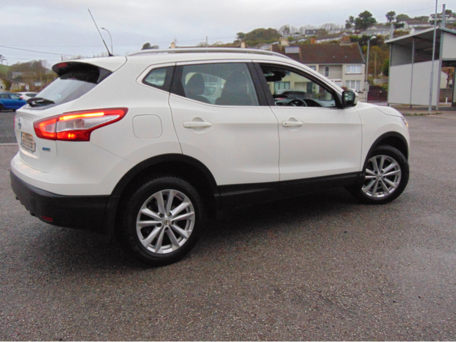 2016 Nissan Qashqai - image 9