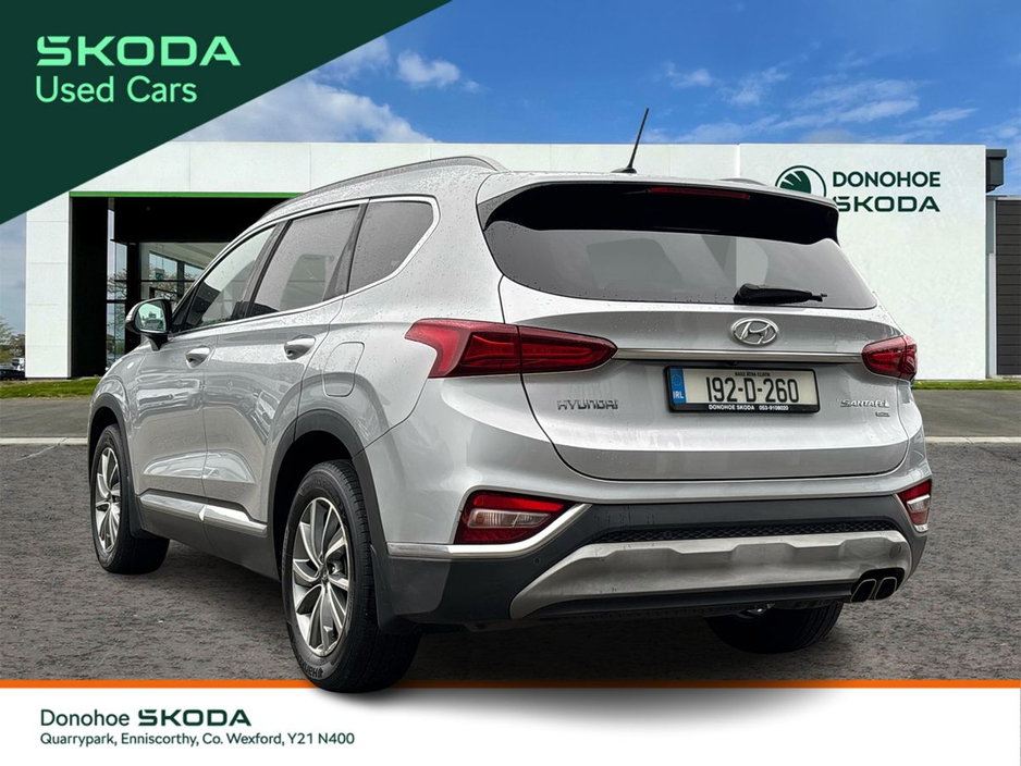 2019 Hyundai Santa Fe - image 3