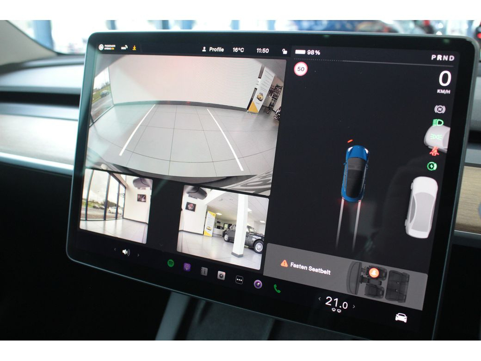 2022 Tesla Model 3 Long Range AWD €28,899