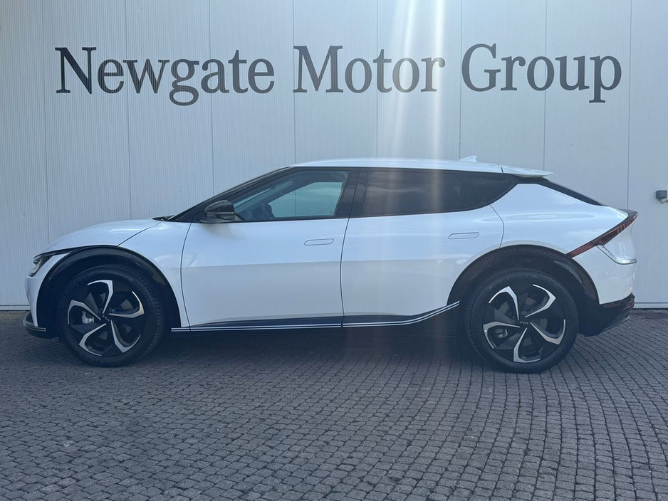 2024 Kia EV6 - image 8