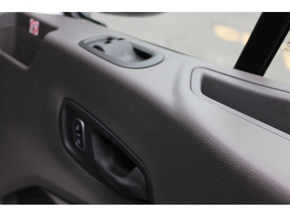 2026 Ford Transit - image 12