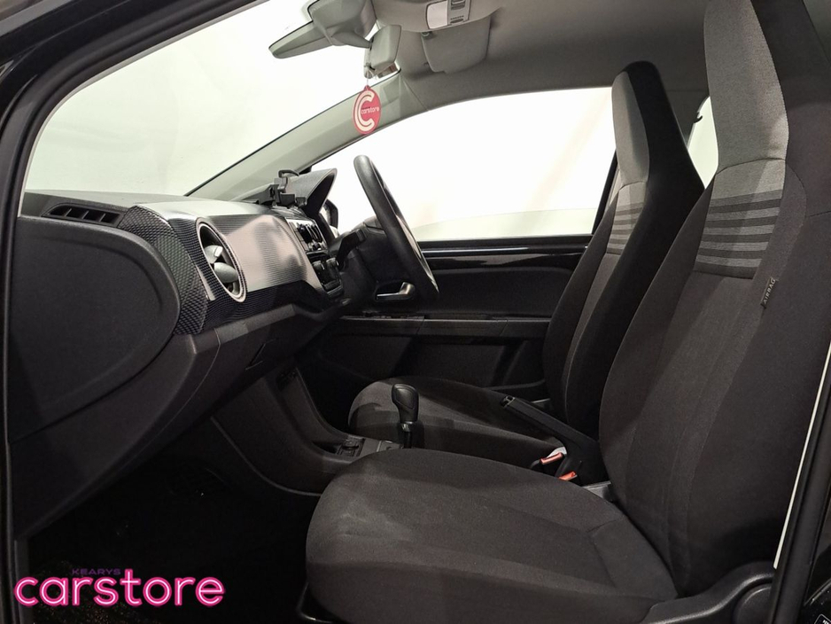 2017 Volkswagen up! 1.0 60BHP TAKE UP €11,480