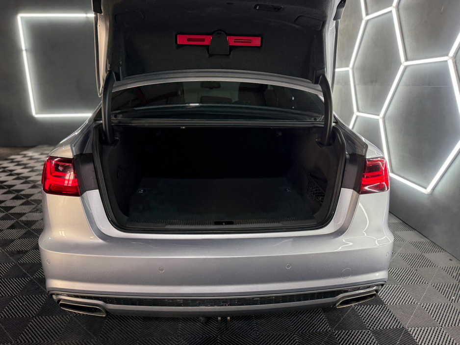 2015 Audi A6  €14,950