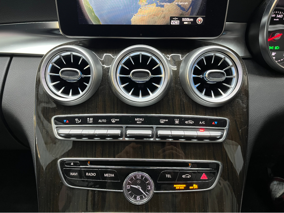 2016 Mercedes-Benz C Class €17950! 2016 MERCEDES-BENZ C350E STATIONWAGON AVANTGARDE 2.0 AUTOMATIC / CRUISE CONTROL / REVERSE CAMERA / ELECTRIC MEMORY & HEATED SEATS €17,950