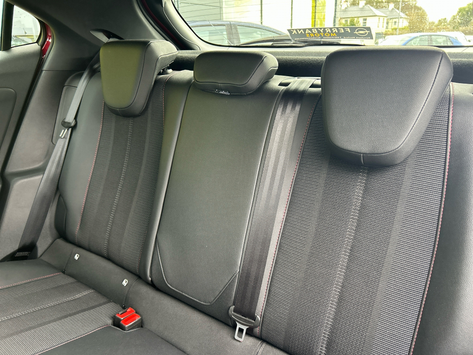 2021 Opel Mokka - image 11