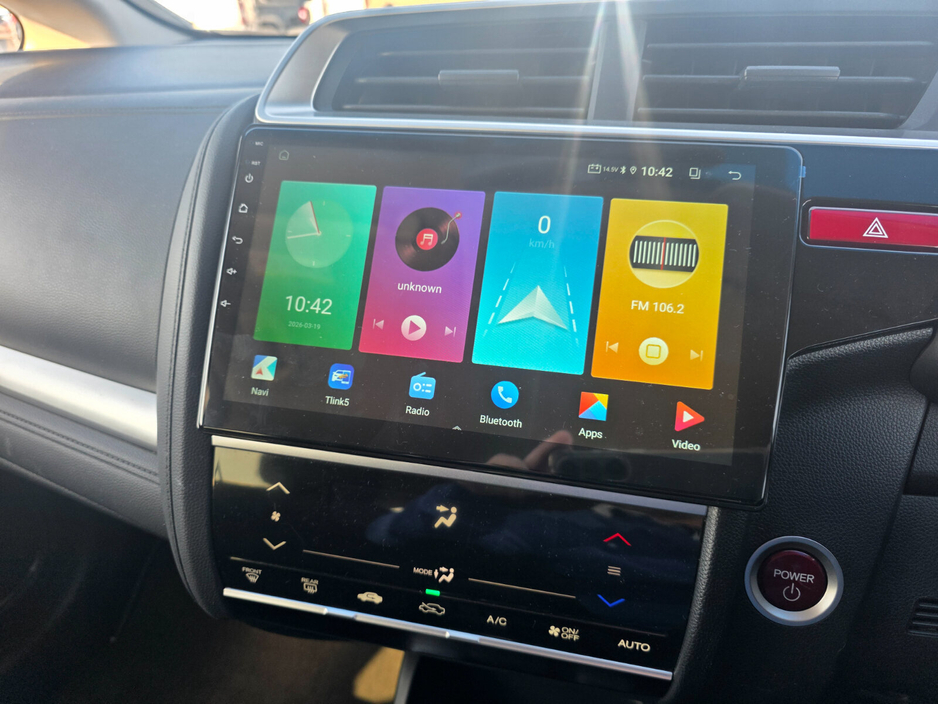 2017 Honda Fit - image 19