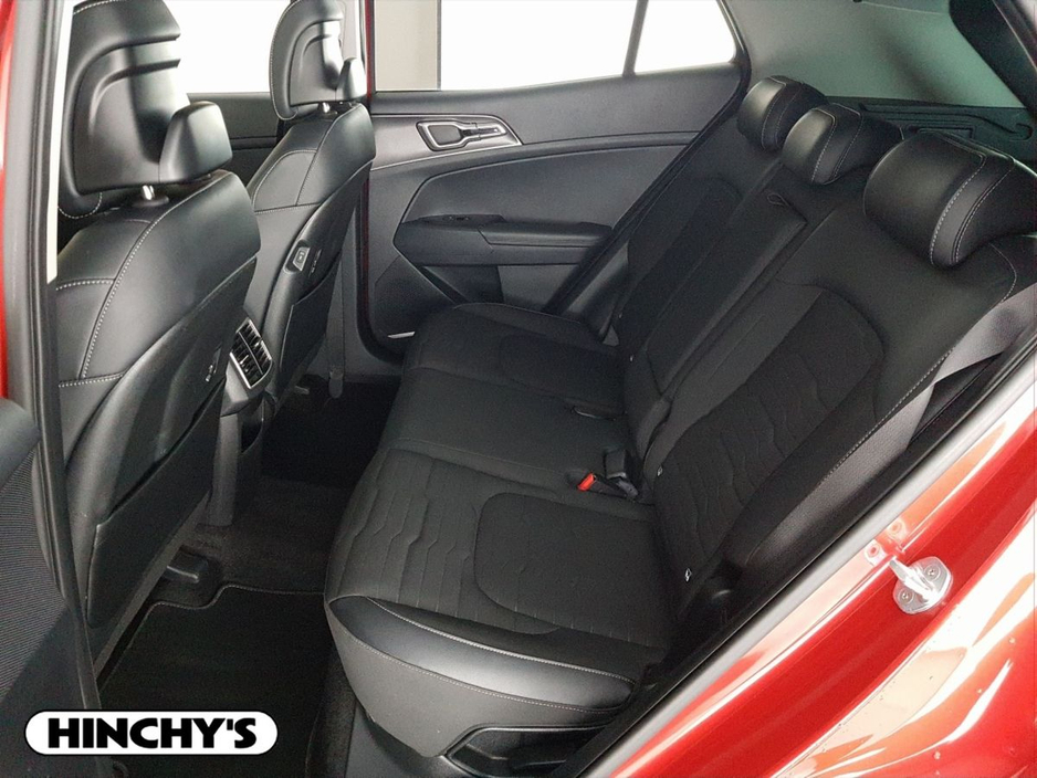 2023 Kia Sportage - image 7