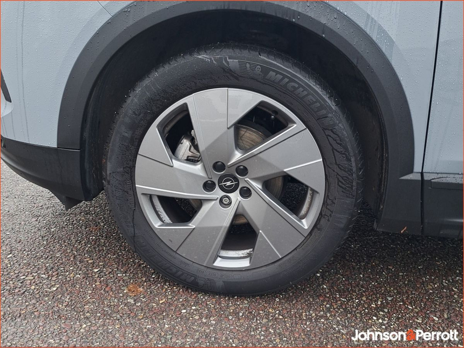 2025 Opel Grandland Elegance PureTech 136 MHEV €37,900