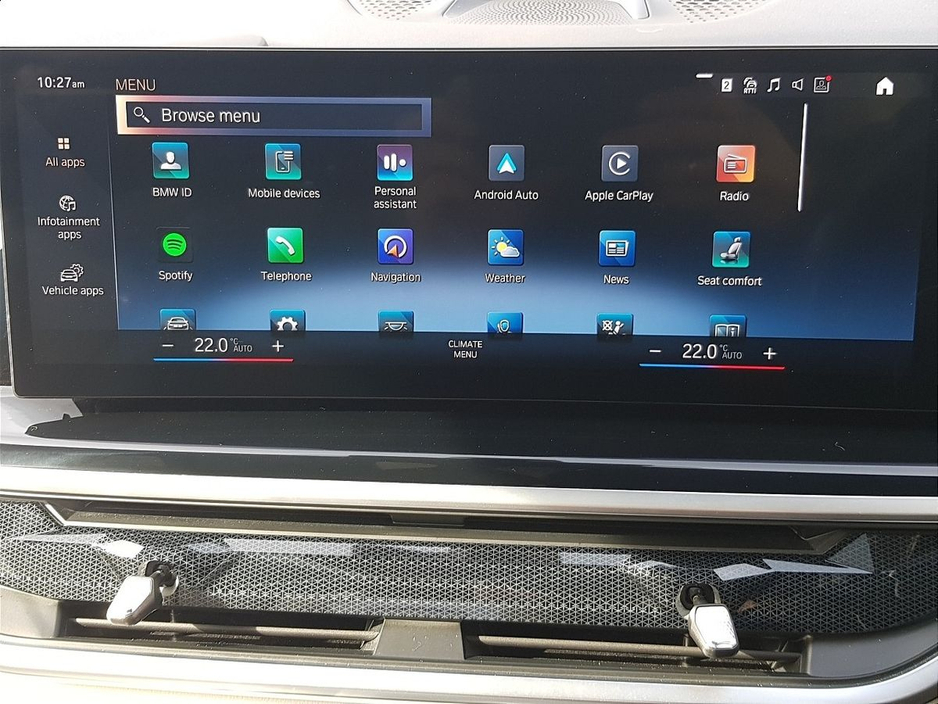 2023 BMW X7 - image 8