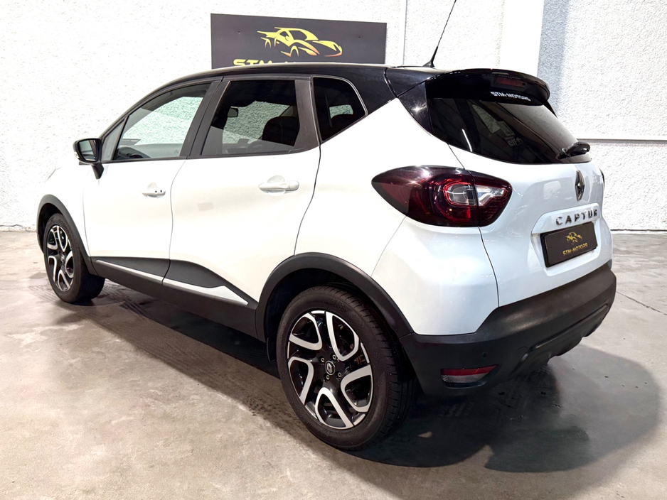 2021 Renault Captur - image 10