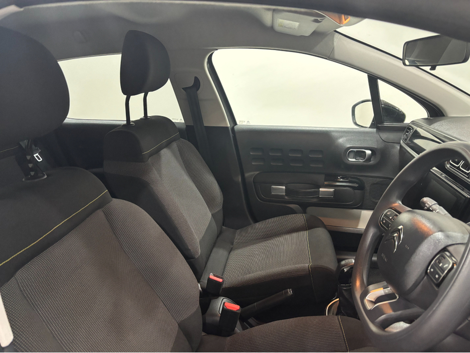 2024 Citroen C3 - image 9