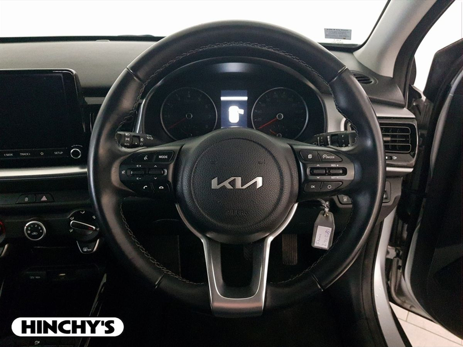 2024 Kia Stonic - image 15