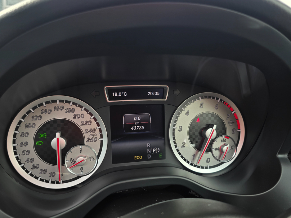 2013 Mercedes-Benz A Class - image 13