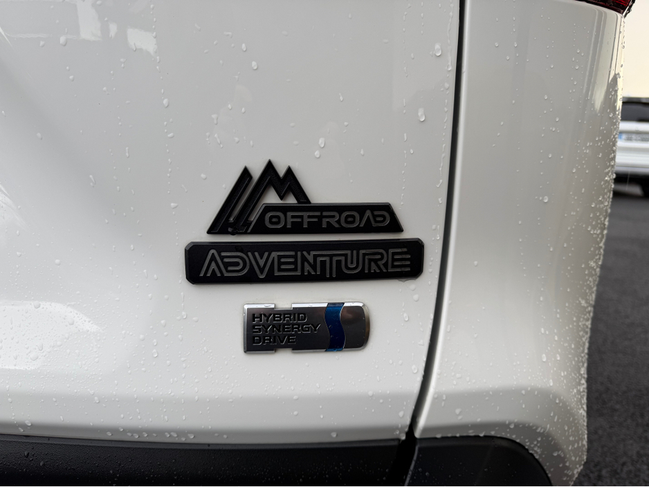 2023 Toyota Rav4 - image 19