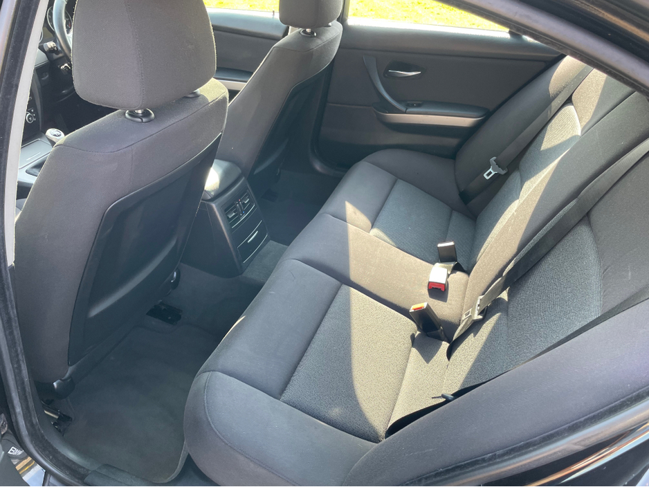 2007 BMW 3 Series - image 16