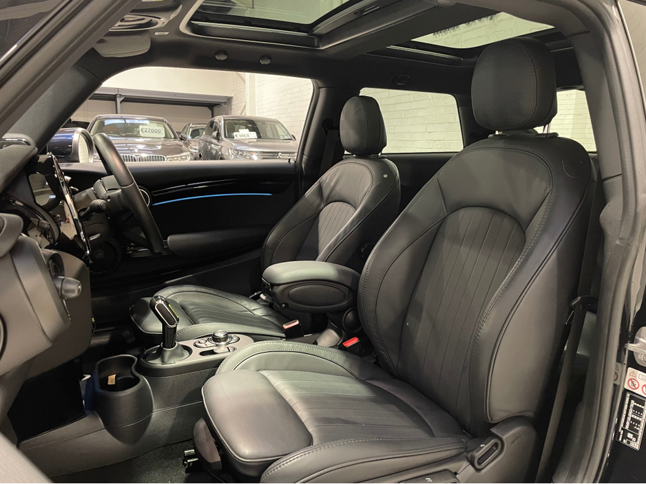 2023 MINI Cooper S - image 14