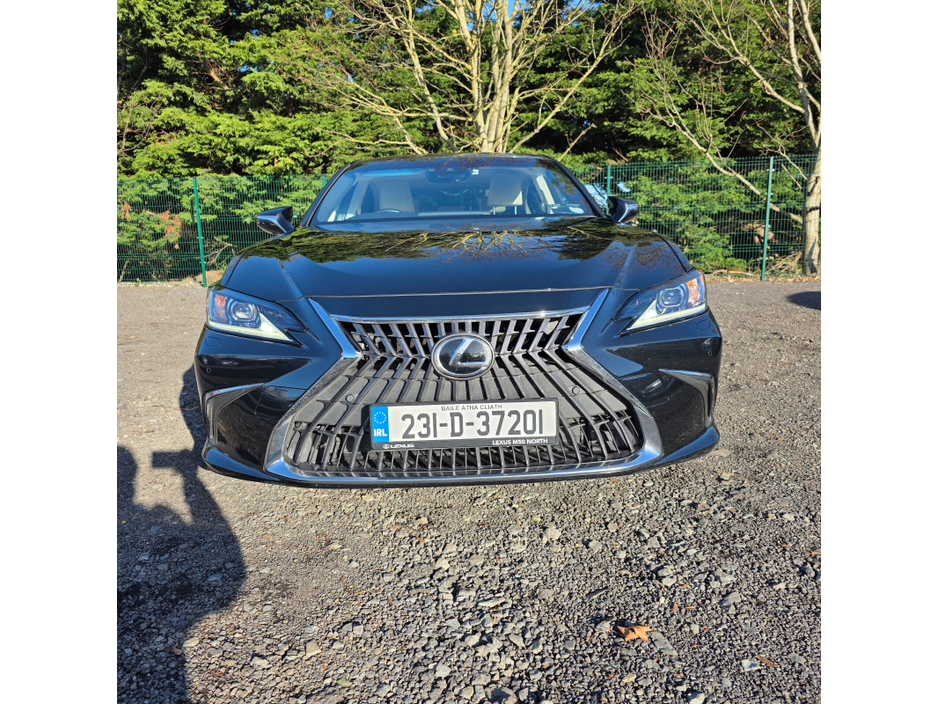 2023 Lexus ES 300 H ES300h Dynamic €43,950