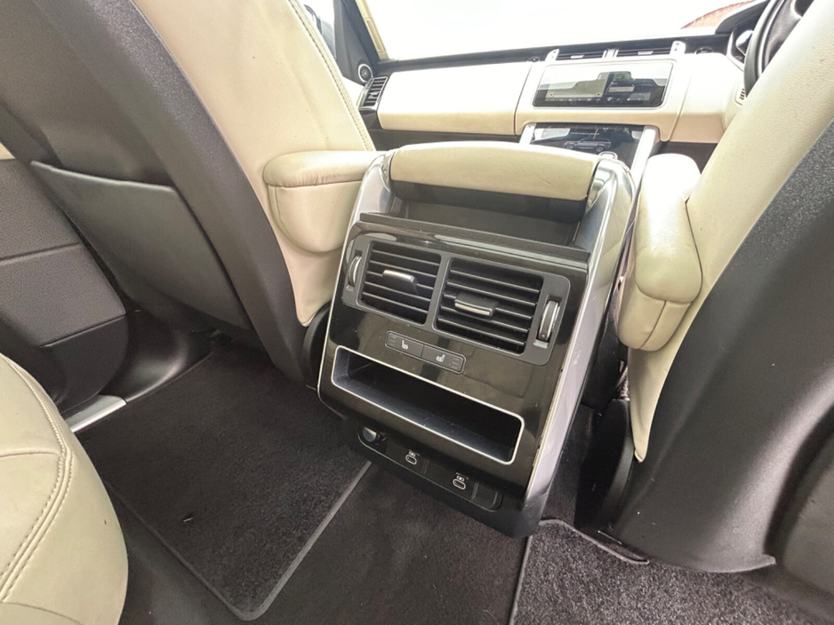 2022 Land Rover Range Rover - image 13