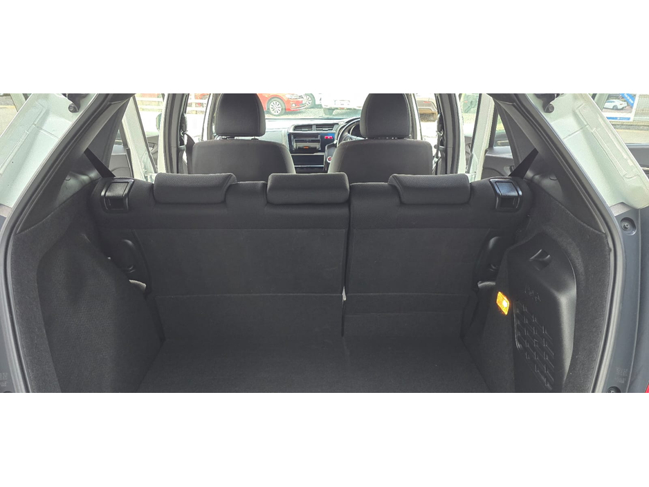 2015 Honda Fit - image 13