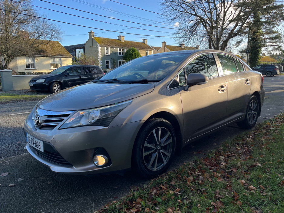 2015 Toyota Avensis 2.0 D-4D LUNA // TOYOTA ENGINE €8,995