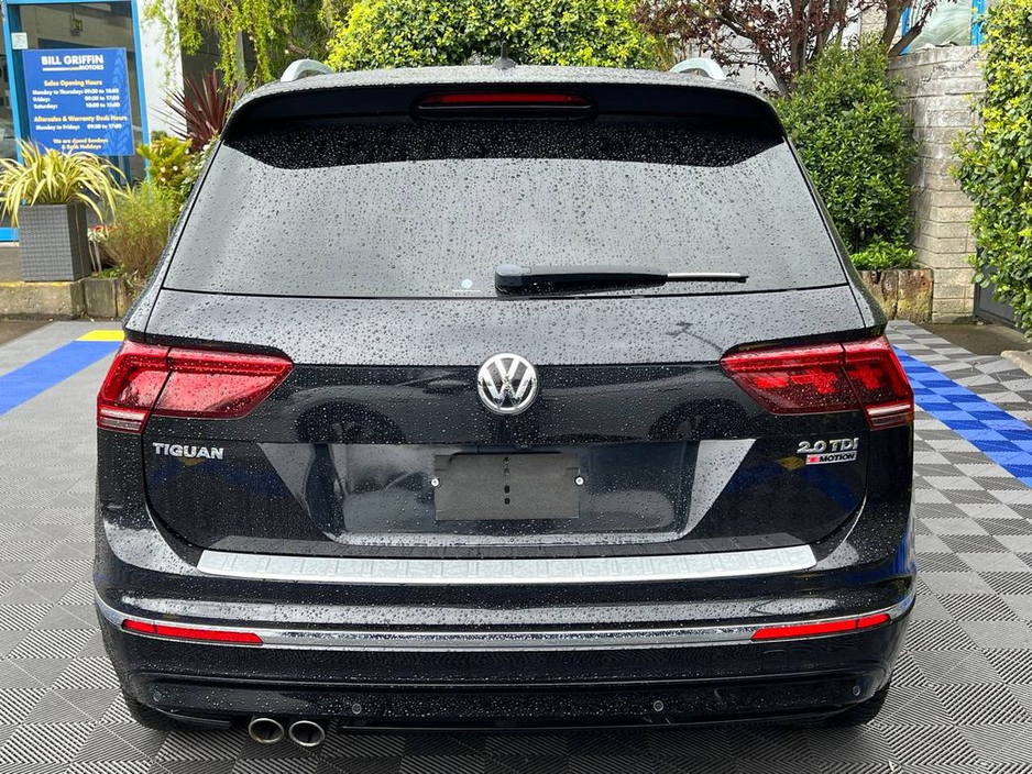 2018 Volkswagen Tiguan - image 18