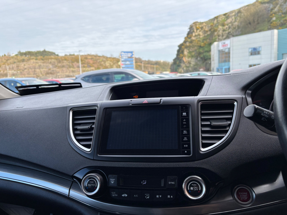 2016 Honda CR-V - image 12