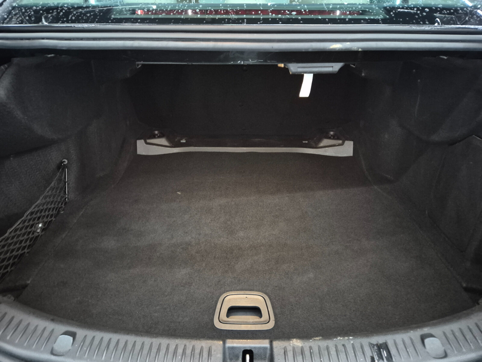 2018 Mercedes-Benz E Class - image 23