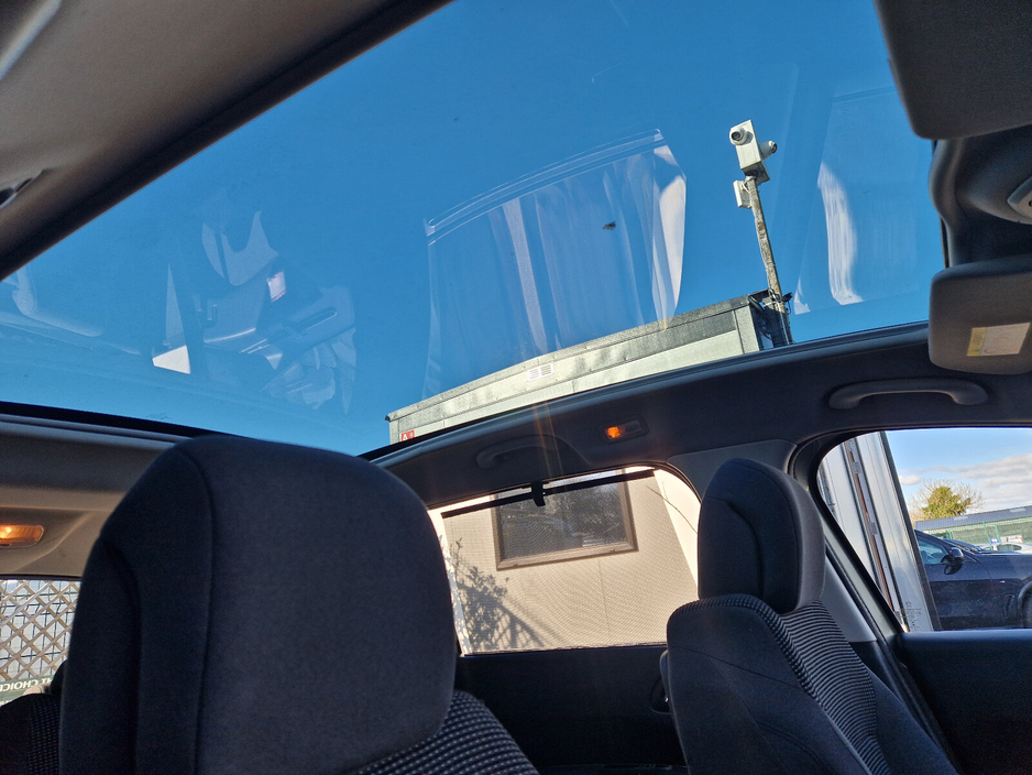 2016 Peugeot 5008 - image 10