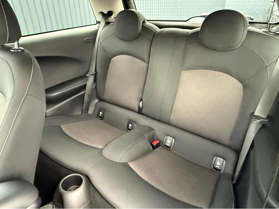 2018 MINI Cooper 1.5 PETROL - MANUAL - 12M WARRANTY - CAR:  1668 €12,950