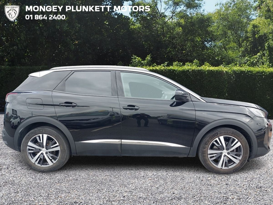 2023 Peugeot 3008 - image 8