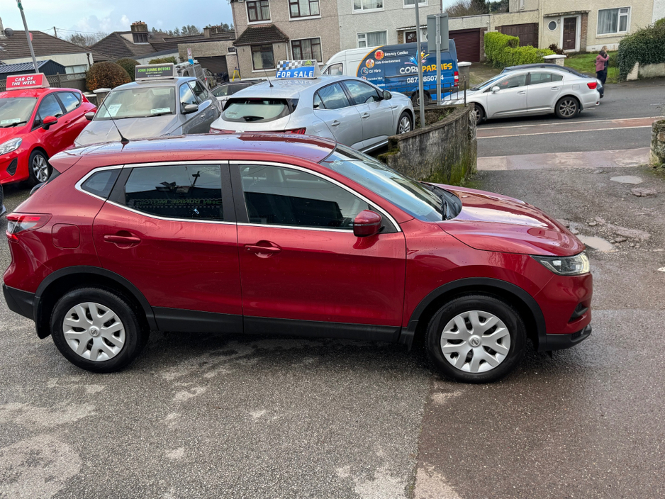 2019 Nissan Qashqai - image 9