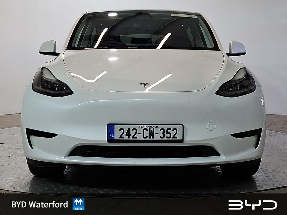 2024 Tesla Model Y - image 10