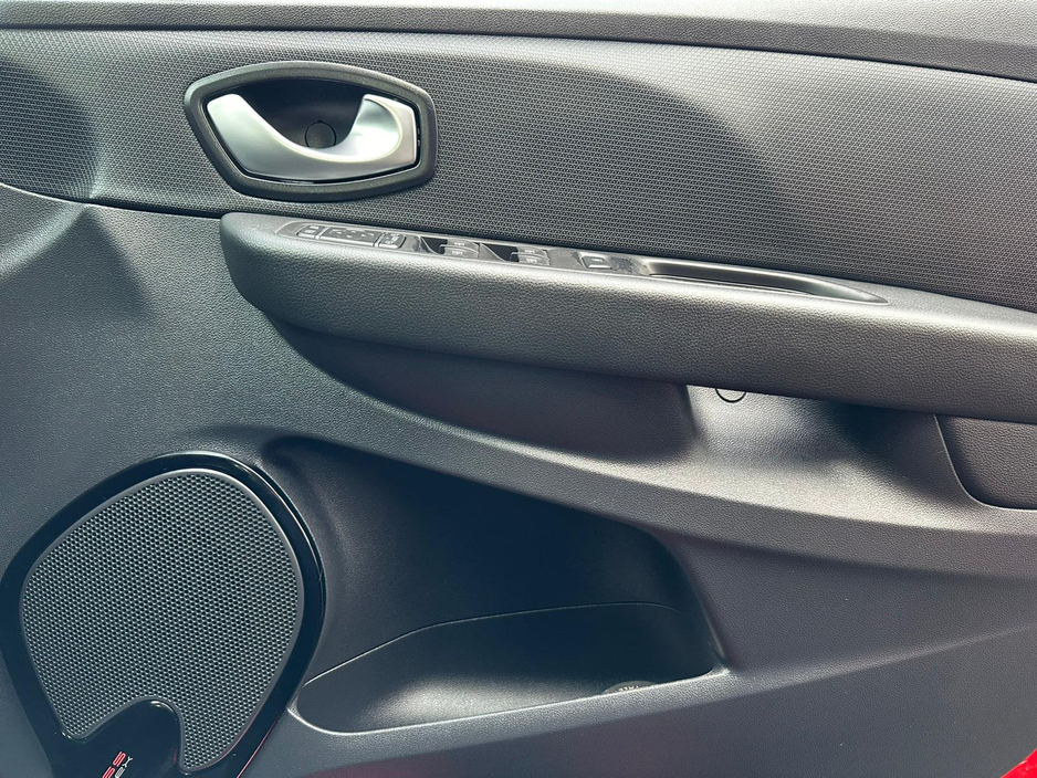 2019 Renault Clio - image 27