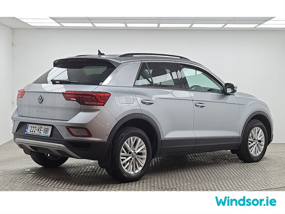 2022 Volkswagen T-Roc - image 15