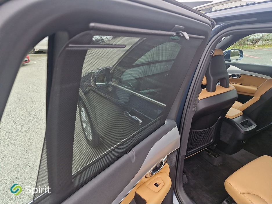 2017 Volvo XC90 - image 16