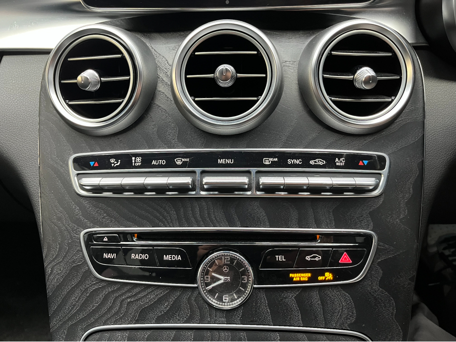 2016 Mercedes-Benz C Class - image 19