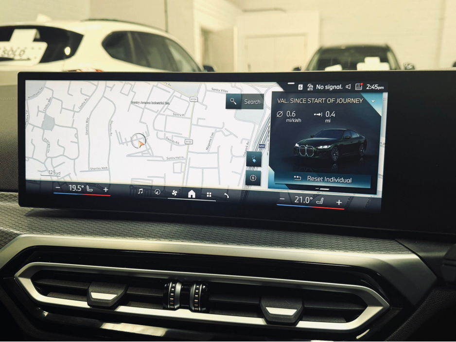 2024 BMW i4 - image 15