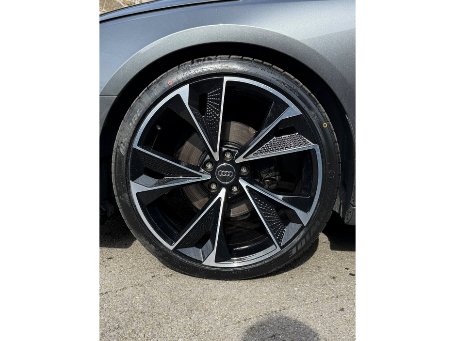 2021 Audi A4 - image 9