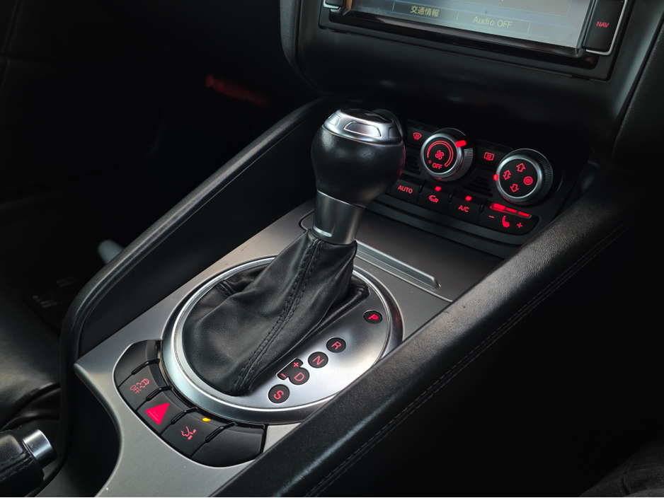 2015 Audi TT 1.8 TFSI FULL BLACK LEATHER SEATS REV CAMERA ALLOYS €16,450