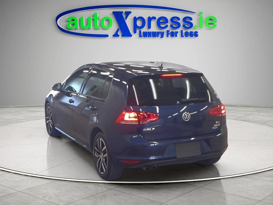 2016 Volkswagen Golf - image 6