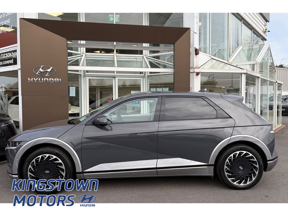 2024 Hyundai Ioniq 5 - image 3