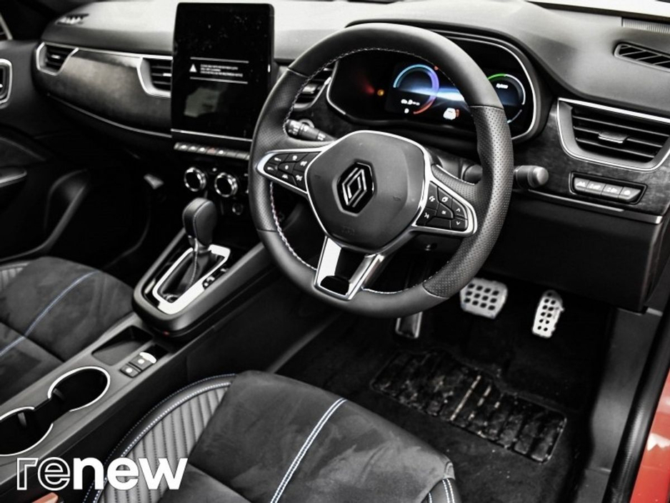 2025 Renault Arkana - image 5