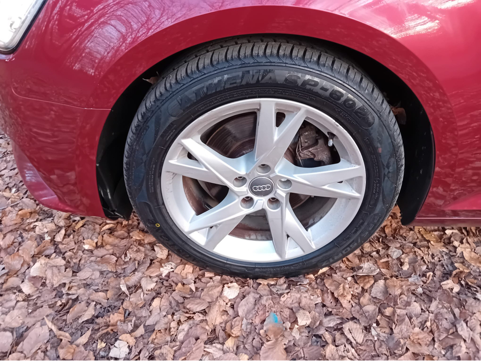 2017 Audi A4 - image 37