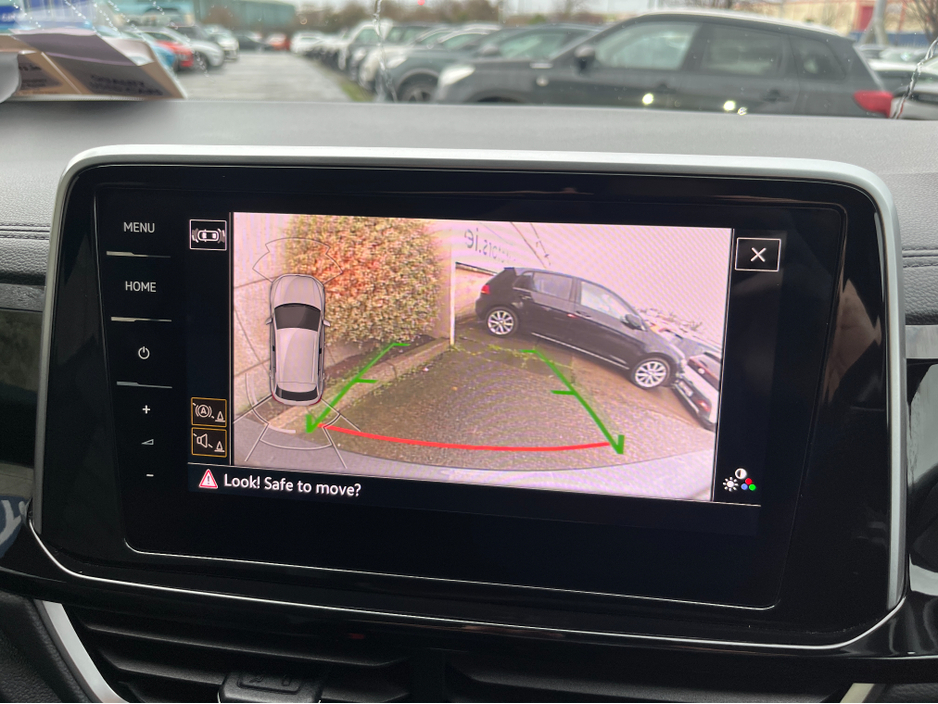 2022 Volkswagen T-Roc R-LINE AUTOMATIC 2.0 DIESEL //HIGH SPEC////HEATED SEATS//ADAPTIVE CRUISE CONTROL//KEYLESS ENTRY//REVERSE CAMERA// €29,950