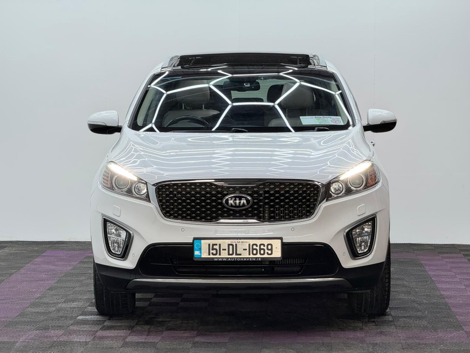 2015 Kia Sorento - image 2