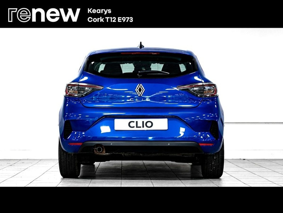 2025 Renault Clio - image 10