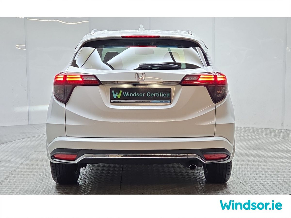 2019 Honda Vezel - image 11